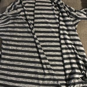 Medium LuLaRoe Lindsey